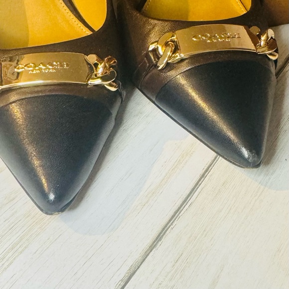Coach pumps - Picture 2 of 10
